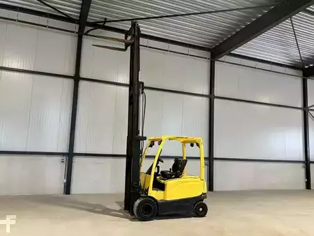 Elektromos 4 kerekű 2017  Hyster J2.5XN (14)
