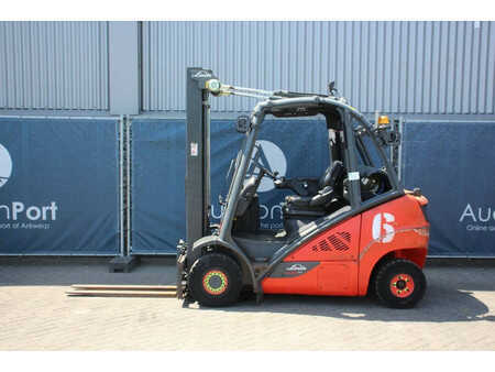 Empilhador a gás 2015  Linde H25T-02 (2)