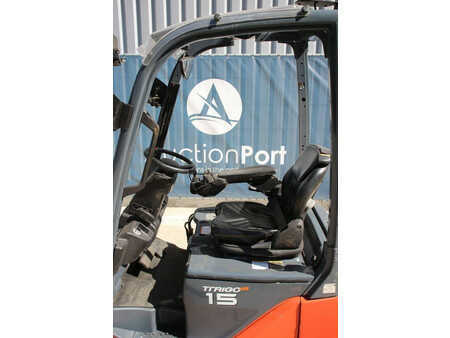 Chariots électriques à 4 roues - Toyota Traigo 15 (18)