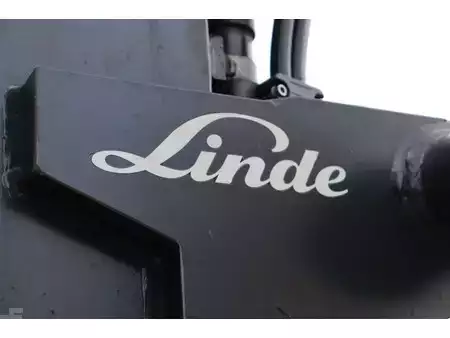 El truck - 4 hjulet 2021  Linde E35H-01/600 (13)