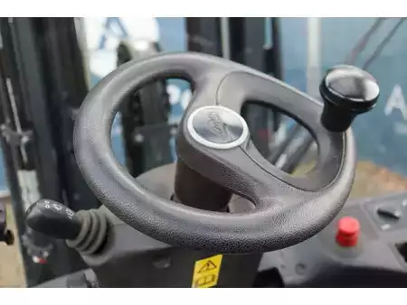 El truck - 4 hjulet 2021  Linde E35H-01/600 (24)