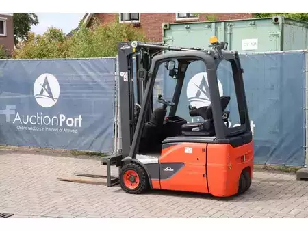 Eléctrica de 4 ruedas 2023  Linde E14-02 (11)