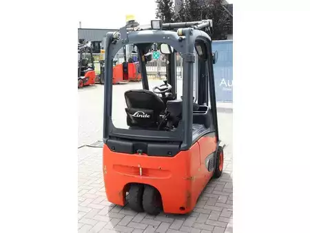 Eléctrica de 4 ruedas 2023  Linde E14-02 (14)