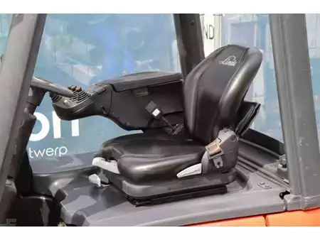 Eléctrica de 4 ruedas 2023  Linde E14-02 (30)