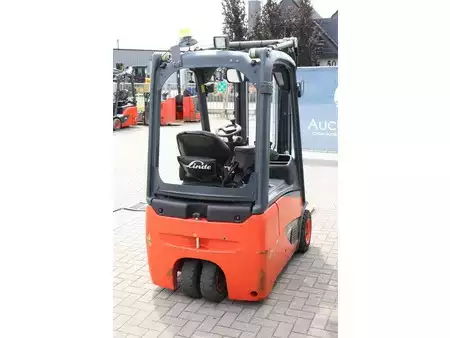 Eléctrica de 4 ruedas 2023  Linde E14-02 (6)