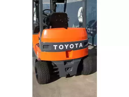 El Truck - 4-hjul 2002  Toyota 7FB10 (17)