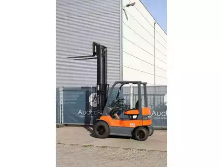 El Truck - 4-hjul 2002  Toyota 7FB10 (33)