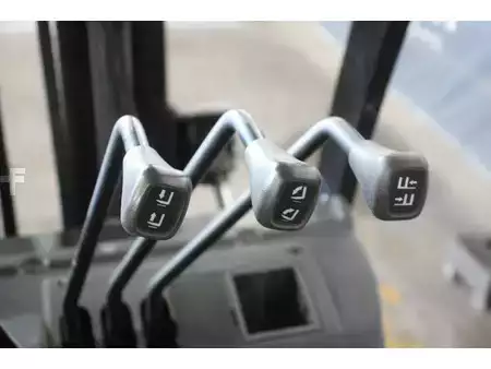 Carrelli elevatori GPL 2016  Unicarriers P1D1A18LQ (28)
