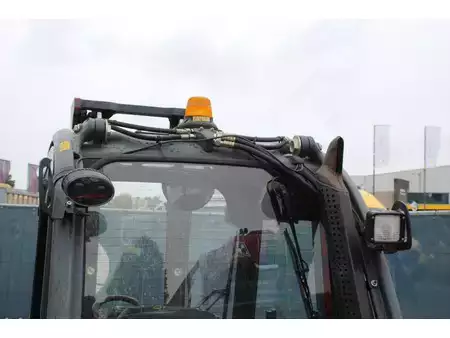Gázüzemű targoncák 2010  Linde H25T-01 (17)