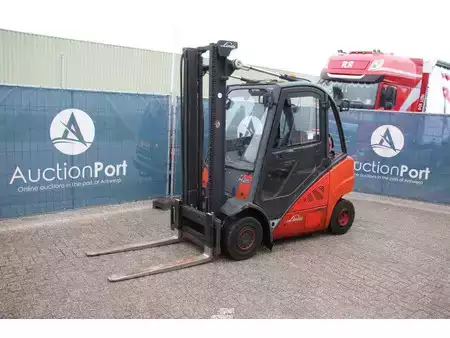 Gázüzemű targoncák 2010  Linde H25T-01 (8)