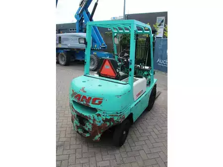 Dízel targonca 1998  Yang FD-25 (5)