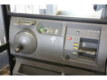 Vertikal-Kommissionierer - Crown Access 123 Comprehensive System Control (12)