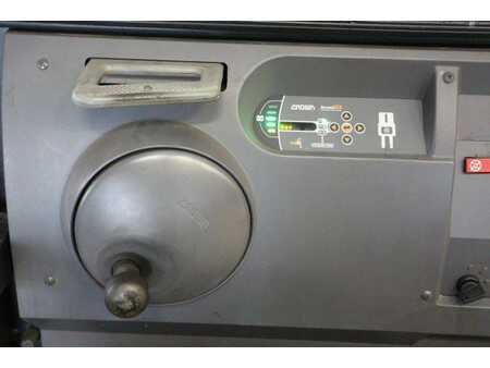 Vertikal-Kommissionierer - Crown Access 123 Comprehensive System Control (15)