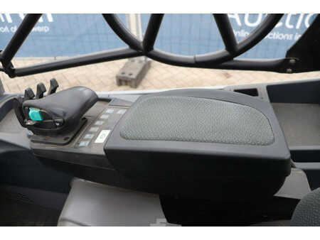 Carrelli elettrici 4 ruote 2016  Jungheinrich EFG 425S (30)