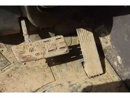 Empilhador telescópico-Fixo - Manitou MLT 735 (26)