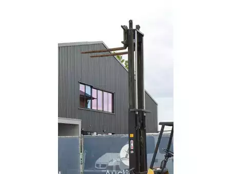 LPG heftrucks 1989  Hyster H200 XL (35)