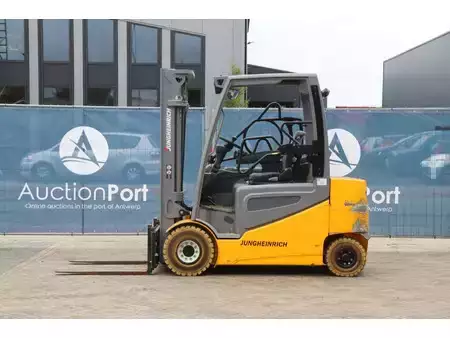 Eléctrico - 4 rodas 2016  Jungheinrich EFG 425S (2)