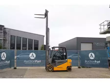 Eléctrico - 4 rodas 2016  Jungheinrich EFG 425S (36)