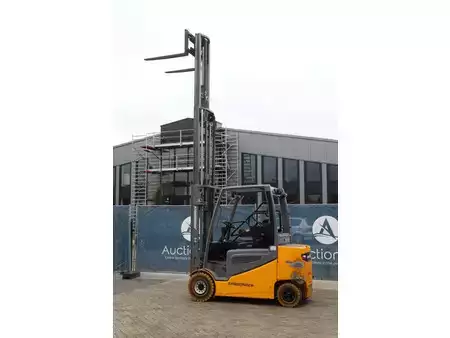 Eléctrico - 4 rodas 2016  Jungheinrich EFG 425S (38)