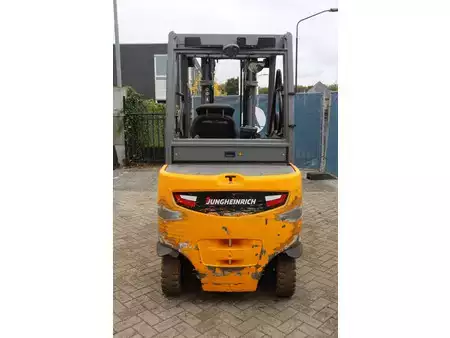 Eléctrico - 4 rodas 2016  Jungheinrich EFG 425S (5)