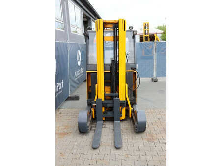 Reach Trucks 2012  Jungheinrich ETV C20 (7)