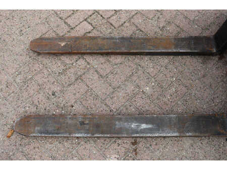 Eléctrica de 4 ruedas 2001  Cesab BLITZ300 (11)