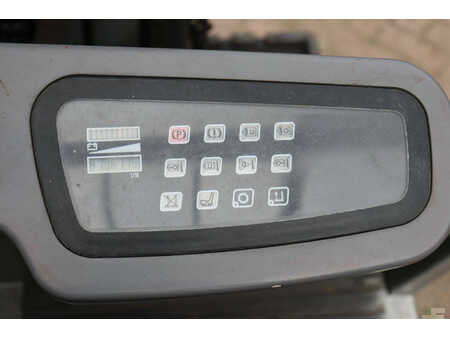 Eléctrica de 4 ruedas 2001  Cesab BLITZ300 (29)