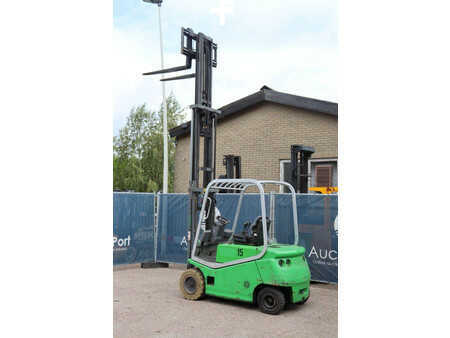 Eléctrica de 4 ruedas 2001  Cesab BLITZ300 (34)