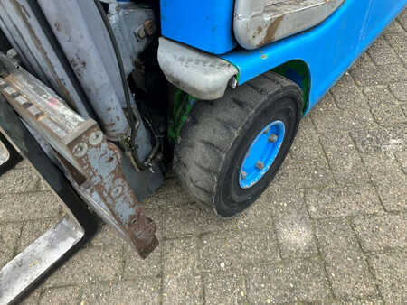 4-wiel elektrische heftrucks 1995  Cesab Blitz 315 (11)