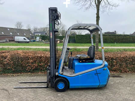 4-wiel elektrische heftrucks 1995  Cesab Blitz 315 (2)