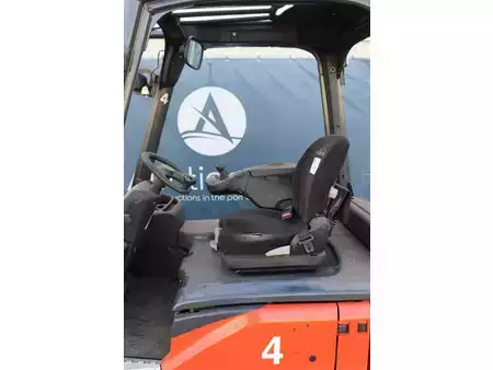 Elektrisk- 4 hjul 2016  Linde E16-02 (17)