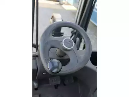 Elektrisk- 4 hjul 2016  Linde E16-02 (21)