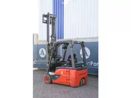 Elektrisk- 4 hjul 2016  Linde E16-02 (29)