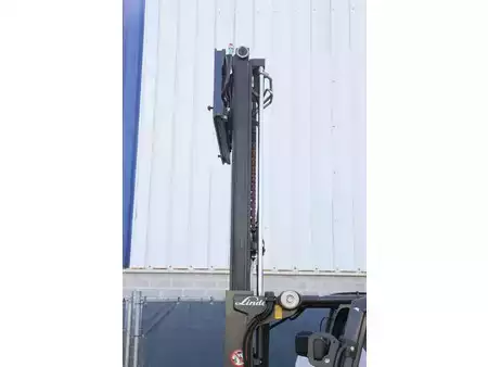 Elektrisk- 4 hjul 2016  Linde E16-02 (30)