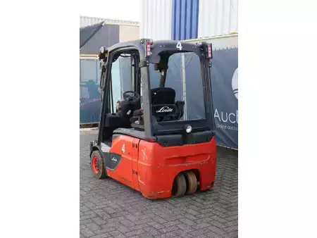 Elektrisk- 4 hjul 2016  Linde E16-02 (4)