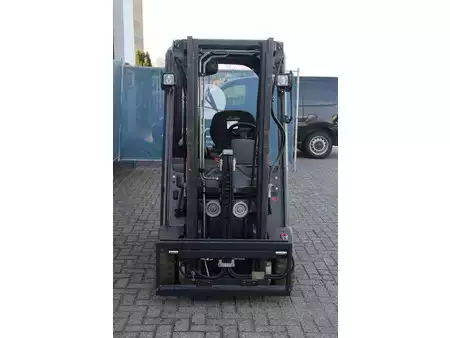 Elektrisk- 4 hjul 2016  Linde E16-02 (8)