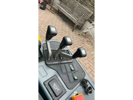 Gasoltruck 2011  Jungheinrich TFG30S (9)