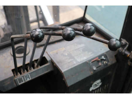 Dieselový VZV 1999  Hyster H8.00XL (17)