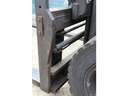 Dieselový VZV 1999  Hyster H8.00XL (9)