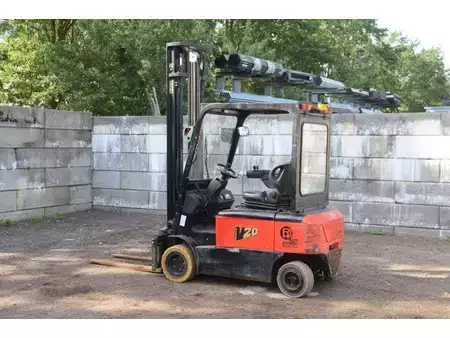 Elektro čtyřkolový VZV - EP Equipment  (3)