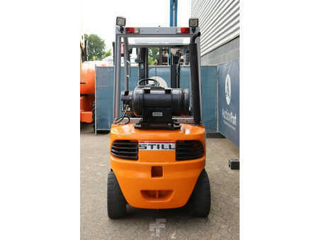 Treibgasstapler 2011  Still RC40-25T (4)
