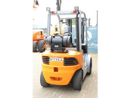 Treibgasstapler 2011  Still RC40-25T (5)