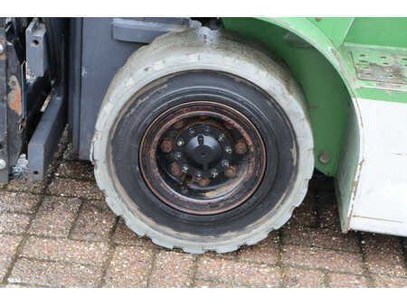 4-wiel elektrische heftrucks 2008  Artison FB25 (13)