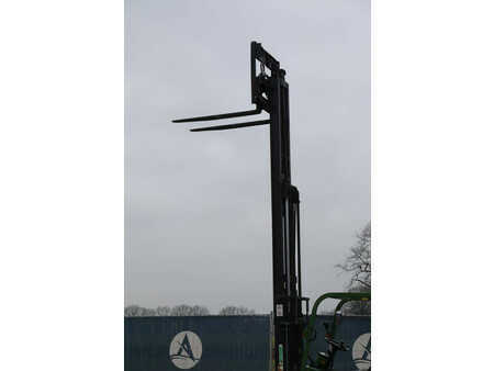 4-wiel elektrische heftrucks 2008  Artison FB25 (35)