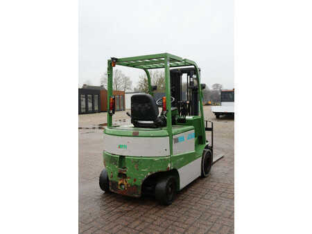 4-wiel elektrische heftrucks 2008  Artison FB25 (6)