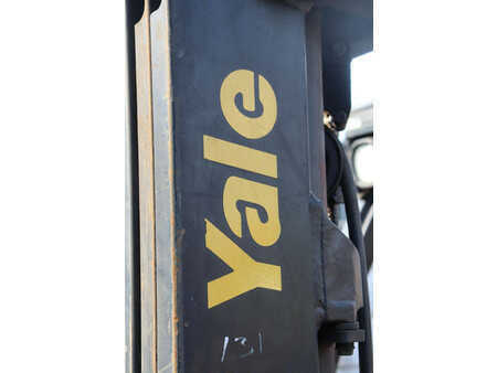 Treibgasstapler 2017  Yale GLP25VXE2170 (13)
