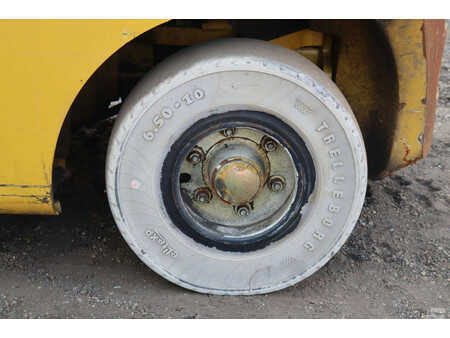 Treibgasstapler 2017  Yale GLP25VXE2170 (16)