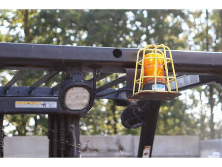 Treibgasstapler 2017  Yale GLP25VXE2170 (19)