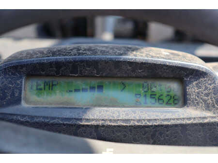 Treibgasstapler 2017  Yale GLP25VXE2170 (30)