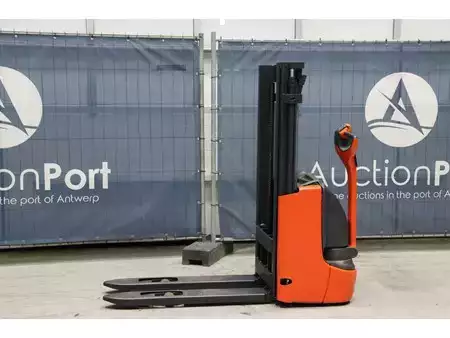 Apilador eléctrico 2016  Fenwick L10B (1)